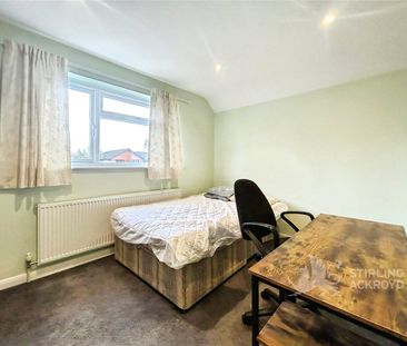 Manor Road, Guildford, Surrey, GU2 9NR - Photo 5