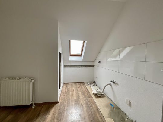 Bezugsfertige 3-Zimmer-Wohnung mit Balkon! - Foto 1