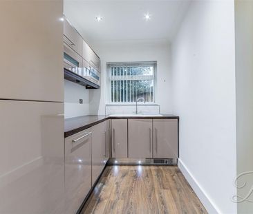 3 bedroom - Photo 5