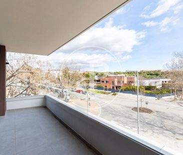 Piso de alquiler en Plaça D'ausiàs March, Turó de Can Mates - Photo 1