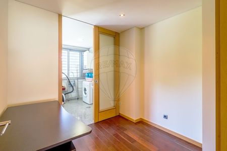 Apartamento T4 em Porto - Photo 2