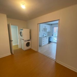 2 Bedroom - 8191 Avenue Bloomfield, Montréal - Photo 3