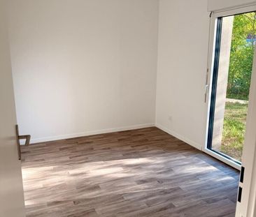 Location Appartement 4 pièces 77m² ORLEANS 45000 - Photo 6