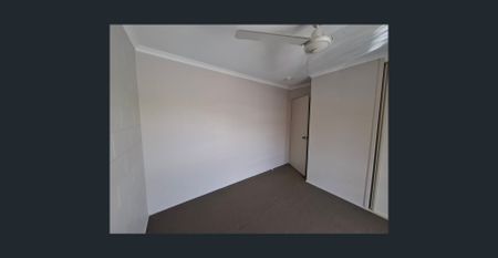 Convenient double level unit with air con! - Photo 3