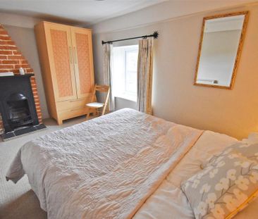 2 bedroom terraced house to rent - Photo 6