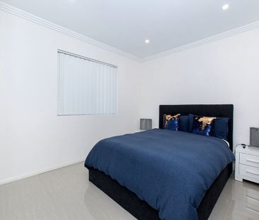 Modern three bedroom villa - Photo 2