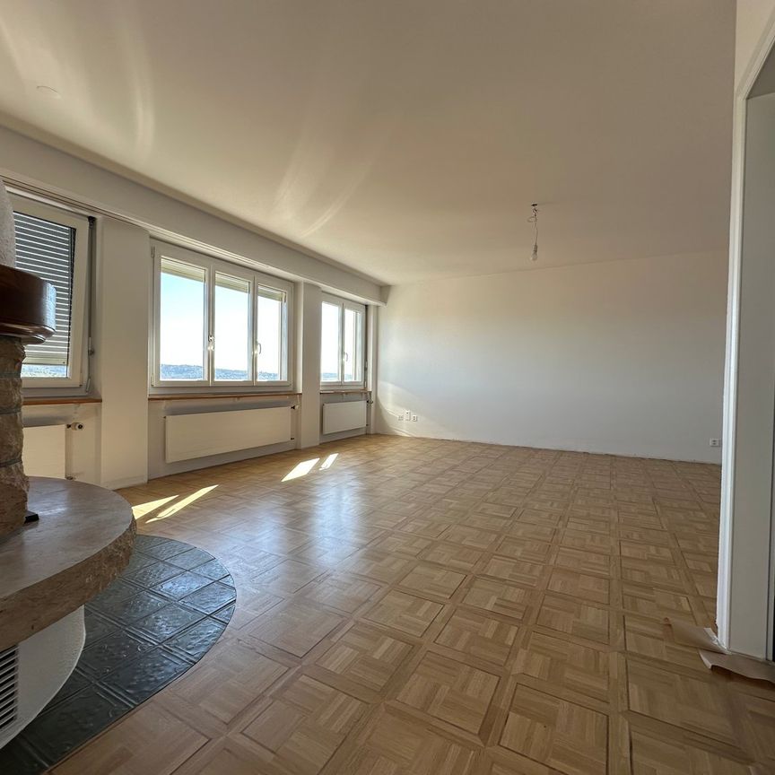 Charmante 5-Zimmer-Wohnung mit Panoramablick - Foto 1