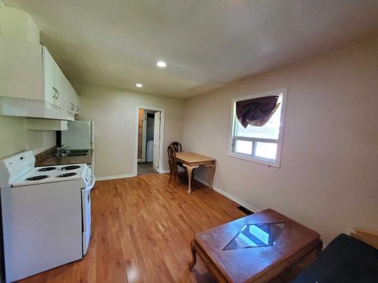 For Lease - 20437 Yonge Street Unit# Main Fl Unit, East Gwillimbury, Ontario - Photo 1