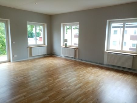 Dalkarlsvägen, Stallarholmen - Photo 2