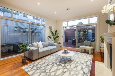 548 New Street, - Photo 5