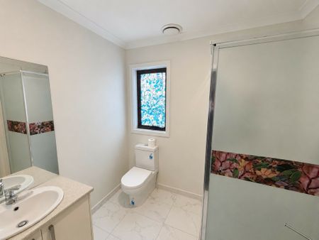 Neat & Convenient Living in the Heart of Dandenong - Photo 5