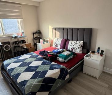 For Lease - 3592 Swirlingleaves Crescent Unit# Level 01- 3bed 2.5 b... - Photo 4