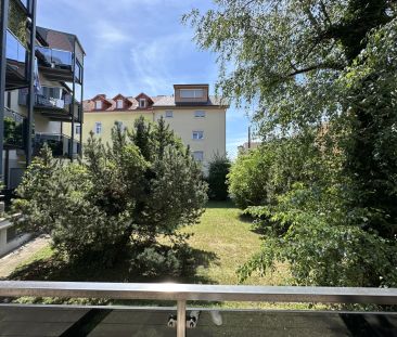 Helle 2,5-Zimmer-Wohnung mit Extraküche und großem Balkon mit Garte... - Photo 6