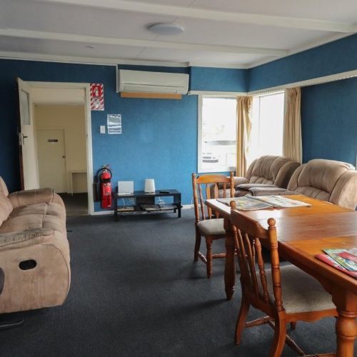 Sunny Room in Shared housing - Photo 1