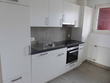 3.5 Zimmer, 64 m², 2. Stock - Foto 3