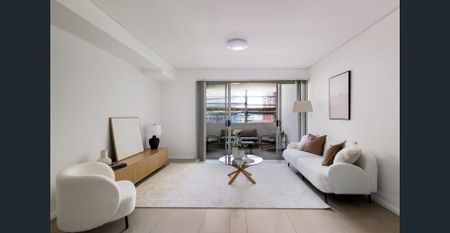 Split level apartment with generous proportions - Photo 2