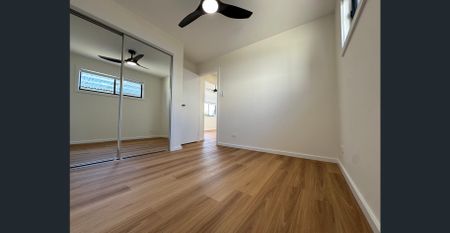 Brand New Luxury Home - Photo 5