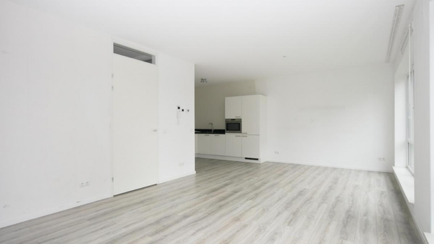 Te huur: Martinus Nijhofflaan 17 G - Foto 1