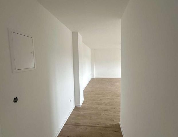 ++Erstbezug nach Sanierung - Ihre neue Dachgeschosswohnung++ - Photo 1