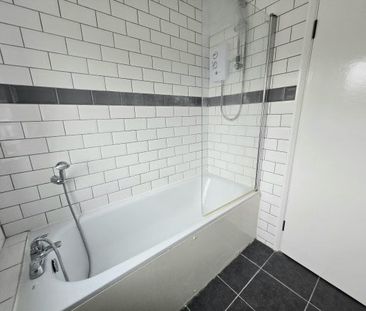 Windsor Court BN11 2EZ 2 bedroom flat to rent - Photo 1
