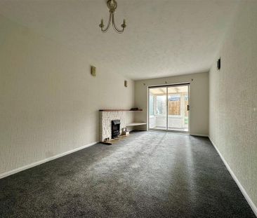 3 bedroom semi-detached bungalow to rent - Photo 1