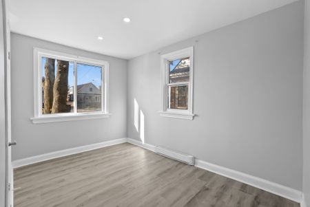 For Lease - 73 Central Park Boulevard Unit# Main, Oshawa, Ontario - Photo 5