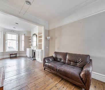 3 Bed Terraced House, Barcombe Avenue, SW2 - Photo 3