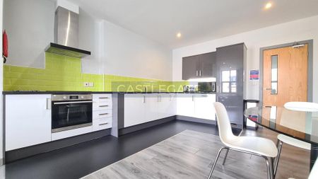 3 bedroom flat share to rent - Photo 4