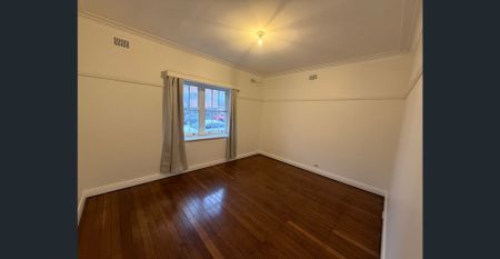 Art Deco building in popular Beaumont Street - Photo 4