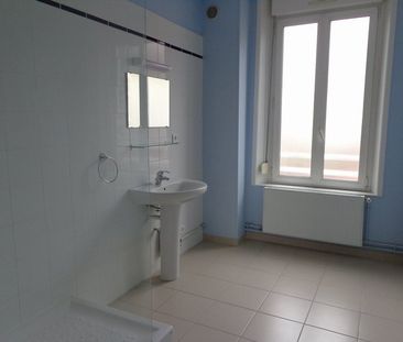 Location Appartement 3 pièces 77m² REIMS 51100 - Photo 4