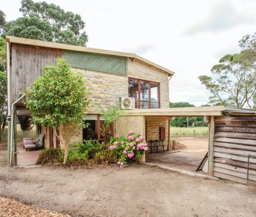 Original Coastal Home In Rural Setting - Photo 4