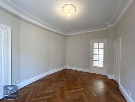 Location Appartement 3 pièces 98m² LYON 6ème - Photo 3