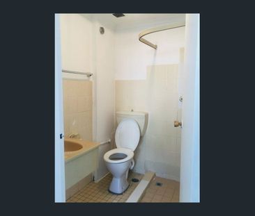 Studio in Prime Location - Photo 4