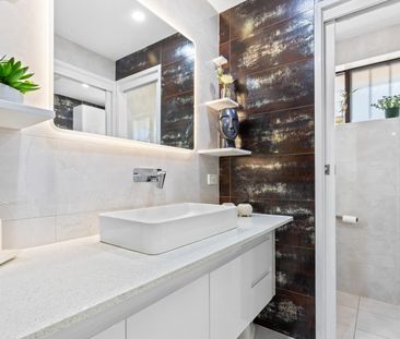 54A Toongabbie Road, Toongabbie NSW 2146 - House For Rent | Domain - Photo 6