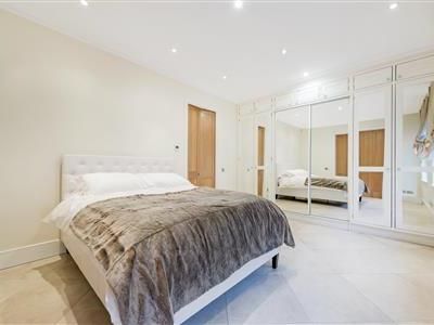 Moreton Terrace Mews South, SW1V - Photo 4