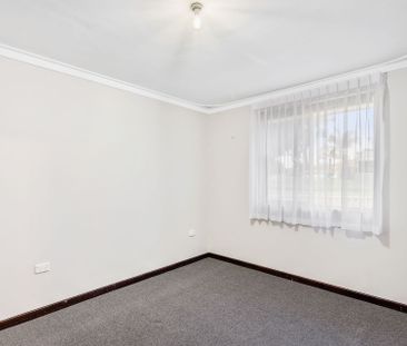 11 Burley Street, - Photo 6