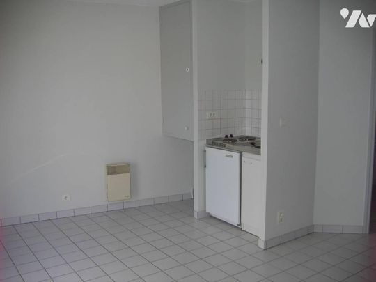 MONTAIGU - Photo 1