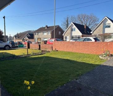 2 bedroom Bungalow To Let - Photo 1