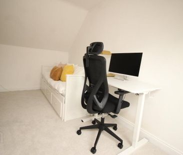 5 Downshire Hall, Ballynahinch Street, Hillsborough, BT26 6GE - Photo 6