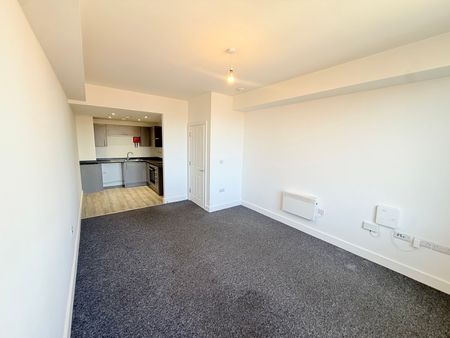 Newton Road, Yeovil, Somerset - Photo 2