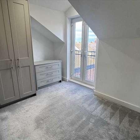 Crosby Road North, Waterloo, L22 - Photo 1