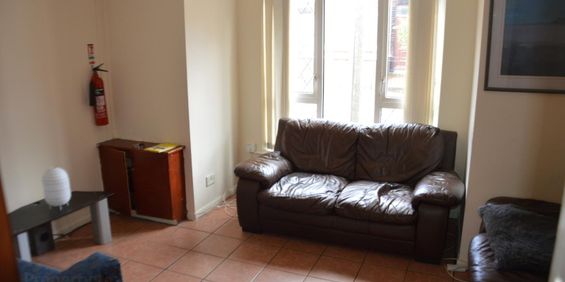 47 Colenso Parade, BT95BB, Belfast - Photo 3