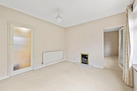 3 bedroom semi-detached house to rent - Photo 3