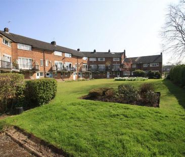 2 bedroom mews to rent - Photo 6