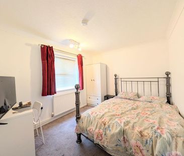 3 bedroom detached house to rent - Photo 4