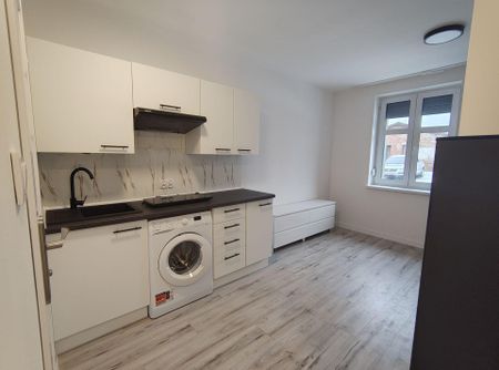 Funkcjonalna kawalerka. 1400 za całość - Zdjęcie 5