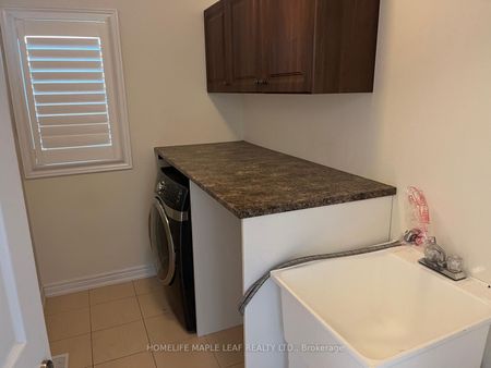 For Lease - 14 Nightland Court, Brampton, Ontario - Photo 5