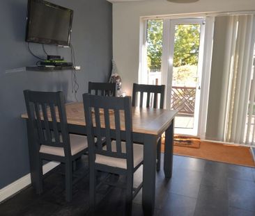 3 bedroom detached house to rent - Photo 2