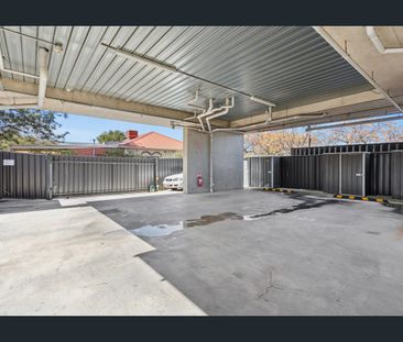 Move in Ready in a Prime City Fringe Location - Photo 4