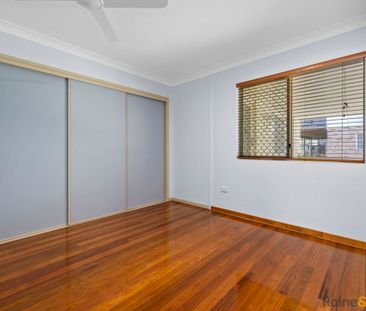 PERFECT COASTAL LIVING - Photo 6